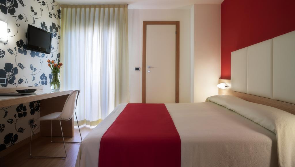 Acasamia Welchome Hotel Rimini Exterior foto